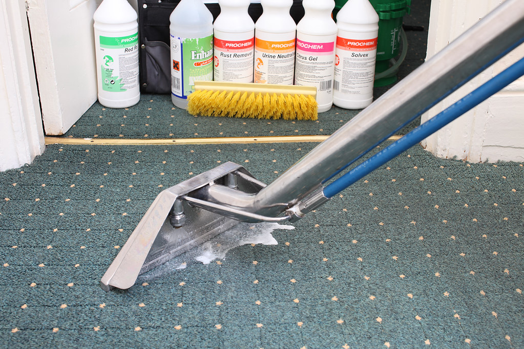 An Overview On Different Types Of Carpet Cleaning Methods - It Gets ...